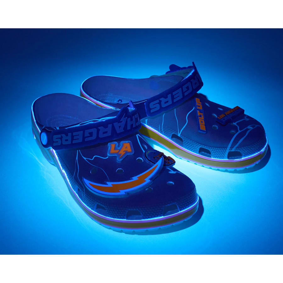 Crocs Essential NFL Los Angeles Chargers Classic Clog