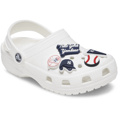 Crocs Signature MLB New York Yankees 5 Pack Jibbitz™ charms